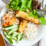 Crispy Spring Rolls Vermicelli / Bún Chả Giò